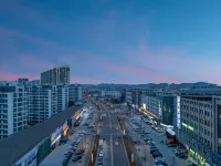 Yaduo Hotel (Changzhou New North Menghe Avenue Branch) Hotels near Xiaohuang Mountain Sceneic Area