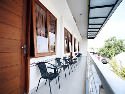 Fortune Home Tegal Hotels in West Tegal