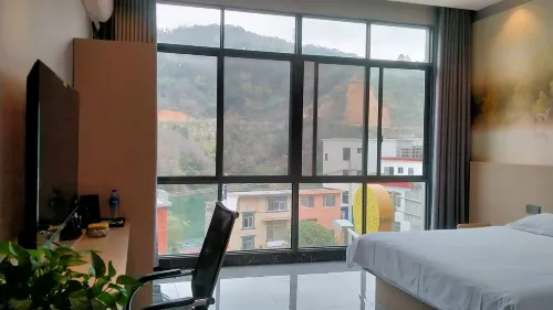 Convenient Hotel Donglan Shuya