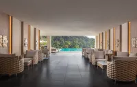 The Golden Crown Hotel - Gym