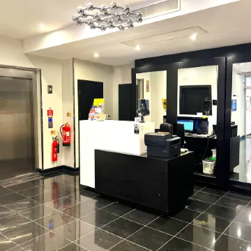 Great St Helen Hotel Отели рядом с достопримечательностью «Небоскреб «Скай Гарден»»