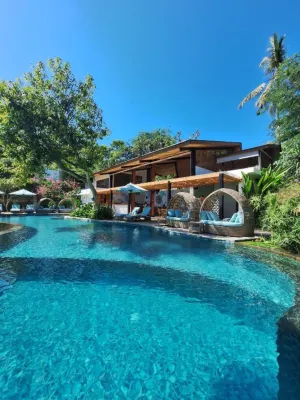 Deep Roots Dive & Yoga Resort Hotel dekat Tembeling Beach and Forest