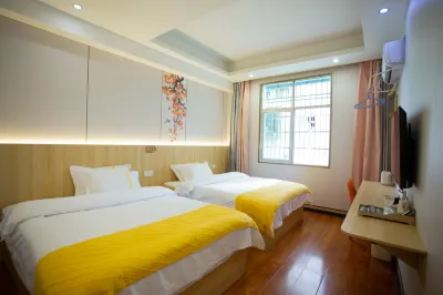 Fuling Xinxing Hotel Hotels near Longxing Lecture Temple