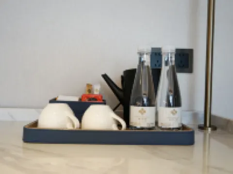 GOLD SEASON HOTEL Hotels in Yangchun