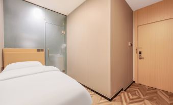 Junhe Hotel (Yonghe Palace Nanluoguxiang Branch)