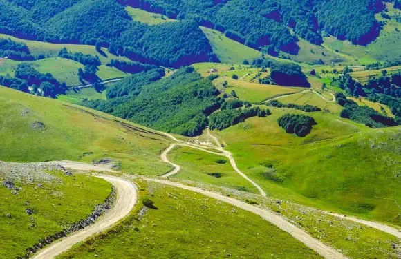 漢別拉什尼察酒店