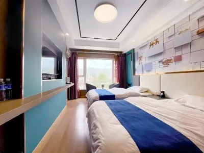 Ngawa County Yuecheng Hotel