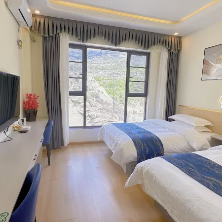 Lela Hotel