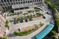World Hotel (Cangzhou Qingxian Branch) - Bãi đậu xe