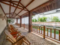 Taoshe Resort Hotel (People's Square Taoyangli Scenic Area Branch) Hotels in Jingdezhen