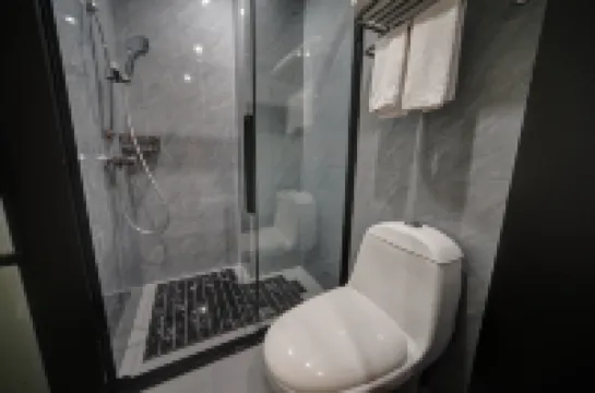 天然酒店（南寧火車東站店）