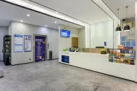 7 Days Premium Hotel (Xingyi Pingdong Avenue)