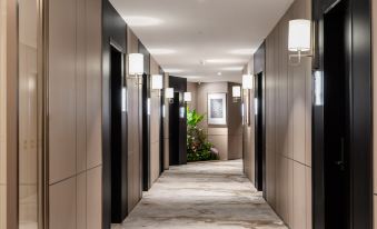 STAR HOTEL