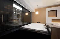 SFEEL Designer Hotel (Wuhan Donghu Hubei Provincial Museum Branch)