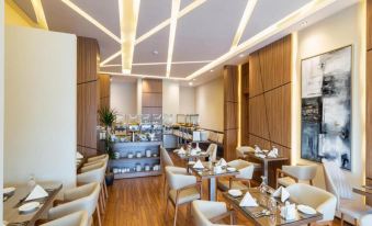 Sunday Luxury Central formerly Anan hotel