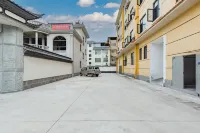 Poina Huishe Chain Hotel (Yingjiang Yinghu Park Store) - parking