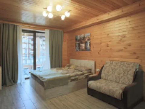 New Gudauri Rooms グダウリのホテル