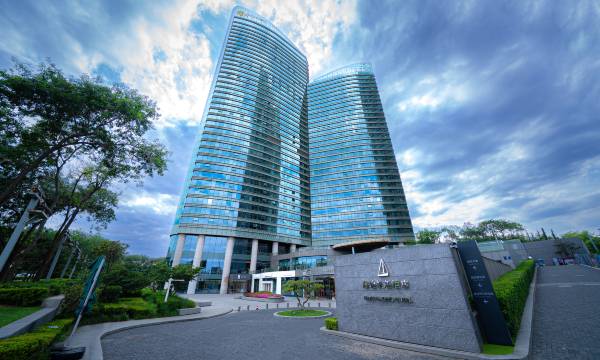 Qingdao Haiyi Sailing Hotel