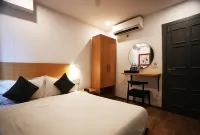 Hotel Townhouse at Udaipur City Railway Station Hotels in Udaipur