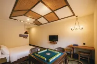 Rockland Meisu Hotel (Daocheng Yading Scenic Area Visitor Center) - balcony