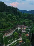 Zaiyu · Qinghui Hillside Hot Spring Hideaway - Private Pools
