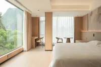 Huamei Shi Hotel (Yangshuo Lijiang Scenic Area Branch)