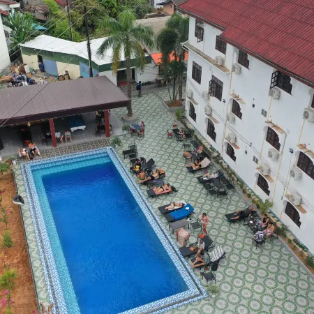 Jungle Backpackers Terrace View Отели рядом с достопримечательностью «Храм Kang»
