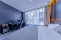 Aurora E-E-S Hotel (Lijiang Shuhe Ancient Town Store) - Esports