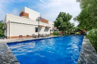 Seaview Swimming Pool Resort Villa