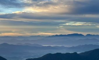 Jiuhuashan Liuru · Yunjian Garden Guesthouse (Roushen Treasure Hall Scenic Area Branch)