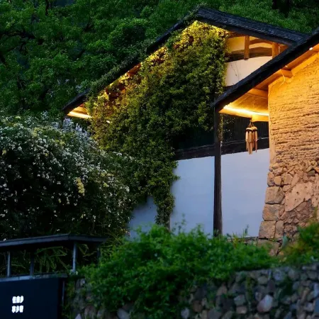Shexiangli Guesthouse Отели в г. Лоян