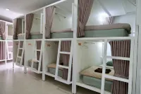 Sweed Dee Love Hostel
