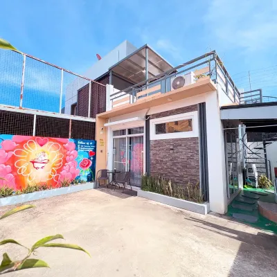 BMF Homestay Jacuzzi Hotels near Port Royale Waterpark Resort