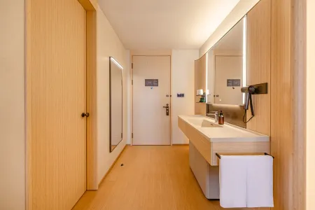 Ji Hotel (Chengdu University of Electronic Science and Technology Qingshuihe Campus) Отели рядом с достопримечательностью «Shanxi Institute of Communication and Arts»