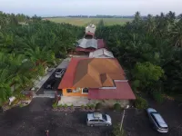 Capital O 91206 Homestay Pelangi Ban Pecah (Muslim Only)