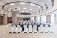 Howard Johnson Club Hotel Dongfang Hotels in Dongfang