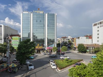 Luxury6 Hotel