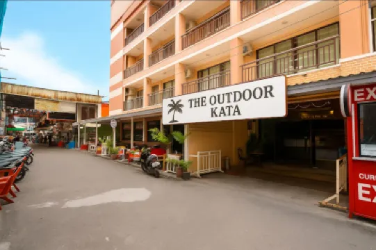 The Outdoor Kata Hotel โรงแรมใกล้Nook Dee