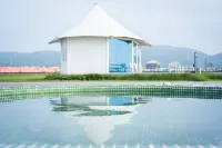 My forest-east sea Beach Resort Homestay - Pools