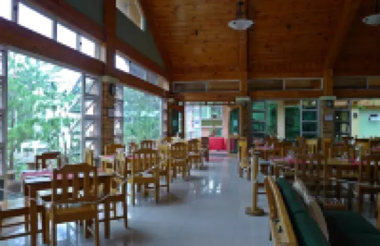 Ridgewood Hotel Baguio near The Mansion