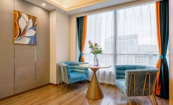 Yue Business Hotel (Dalian Zhongshan Plaza Fulihua International Apartment)