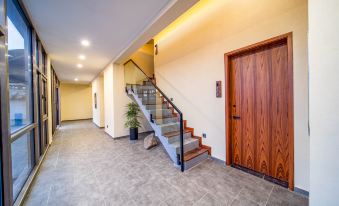 Qingbo Private Hot Spring Hotel (Huangshan Liyang Old Street Store)