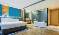 Scarlett Hotel (Jiangmen Heshan Xincheng) - 2-Star