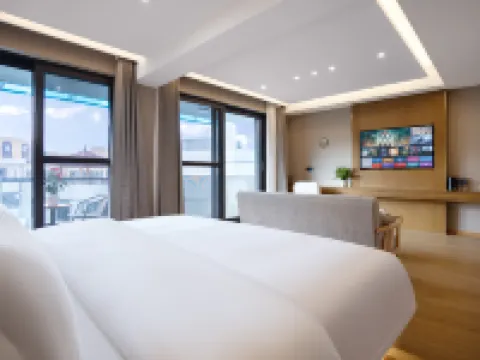 滇池·雲棲雅舍民宿（昆明海埂大壩店） 海埂大壩附近的飯店