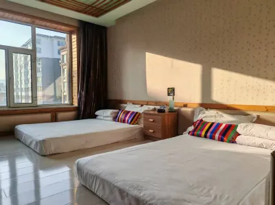 Changbaijingang Ecological Hot Spring Hotel Hotel dekat Minzu Culture Square