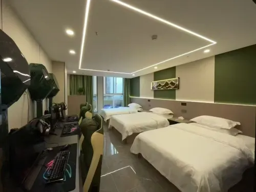 Tongchuan Oasis E-sports Hotel - 2-Star