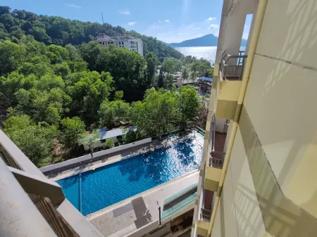 KIMNA HOME @ Marina Height Отели рядом с достопримечательностью «Teluk Batik Camp Site ( Teluk Batik, Lumut, Perak )»