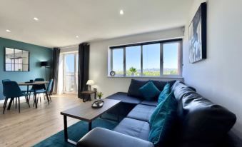 Swan Apartments - by Week2Week