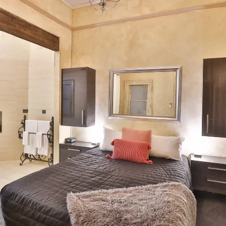 Indulge Apartments Mildura - Eighth Street