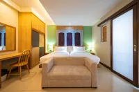 Ratana Apart-Hotel at Rassada - parking